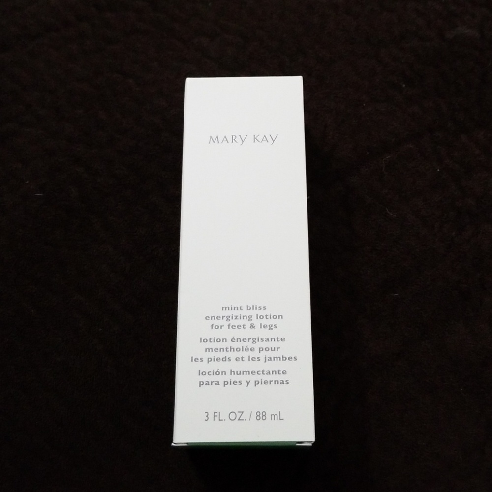 Mint Bliss Energizing Lotion for feet and legs